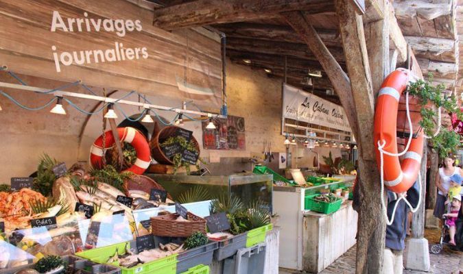 marché poissons à la Flotte en Ré