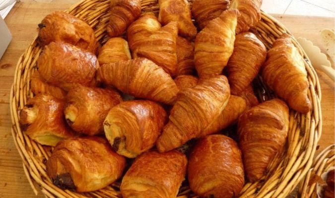 croissants boulangerie camping la grainetière charente maritime