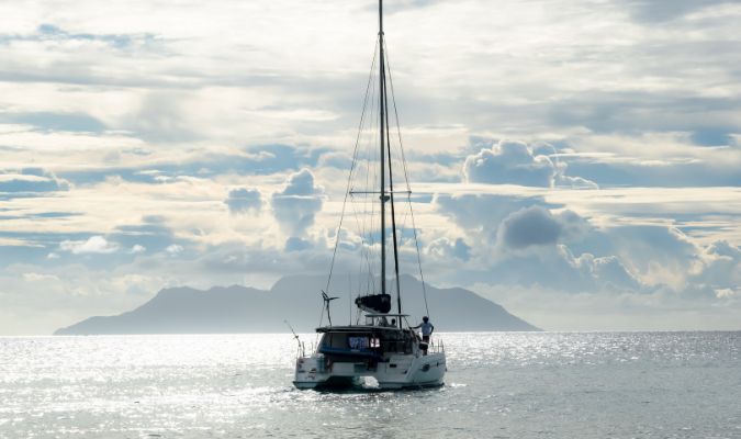 ou faire du catamaran proche du camping la grainetière