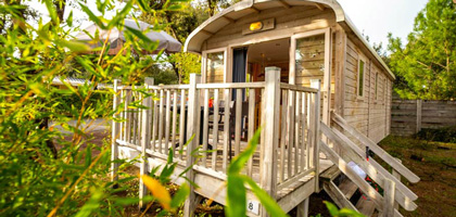 location d'hébergement insolite sur l'île de ré au camping la grainetiere