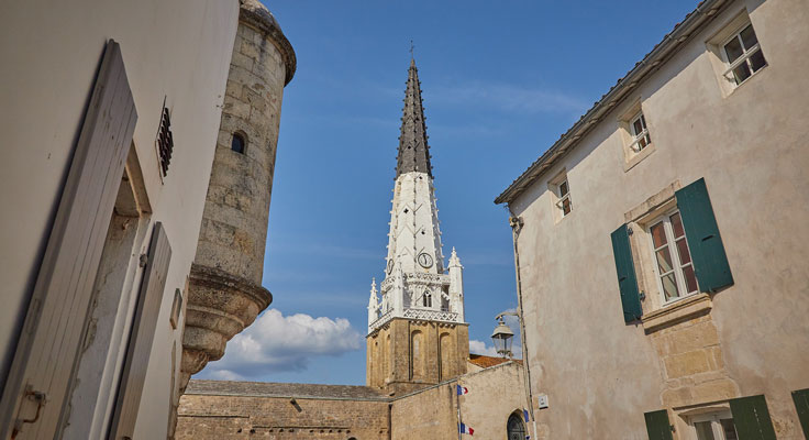 Clocher d'ars en ré sur l'Île de Ré en Charente maritime