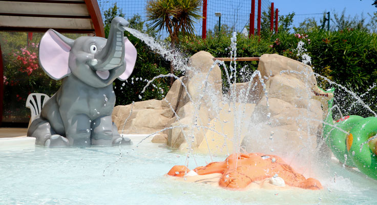 camping 5 étoiles avec piscine et jeux pour enfants sur l'île de ré