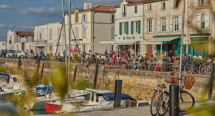 Camping proche des ports de l'Île de Ré à la Flotte en Ré