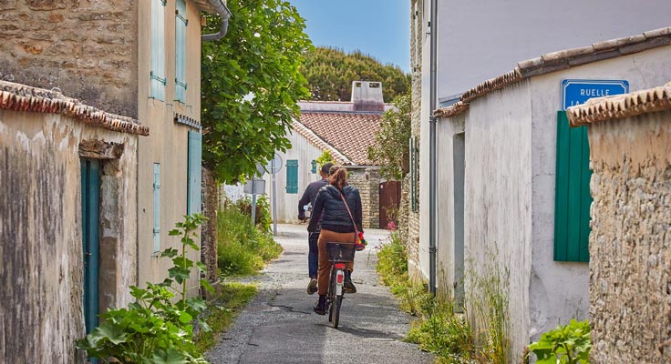 Visiter Sainte-Marie-de-Ré depuis le camping la Grainetière à La Flotte-en-Ré